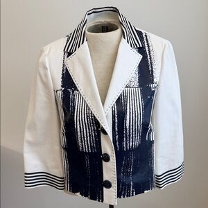 Vintage RARE Philosophy di Alberta Ferretti White and Navy Blazer Size 4